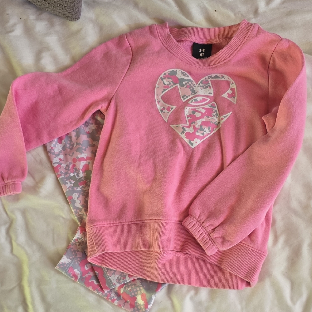 H&M Pink Sweatshirt with Camouflage Heart